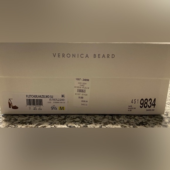 Veronica Beard Fletcher Platform
Hazelwood Suede Ankle Strap Sandals
Sz 9.5 - Picture 5 of 16